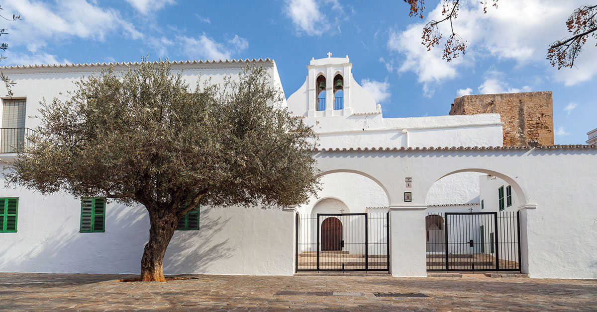 iglesia de sant antoni de portmany