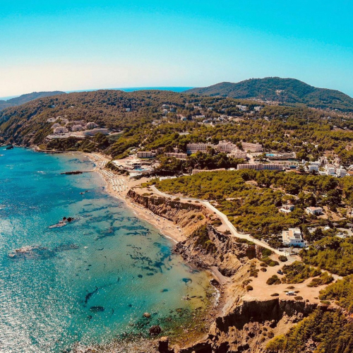 Invisa Hotel Club Cala Blanca opens its doors on May 21 with many special offers